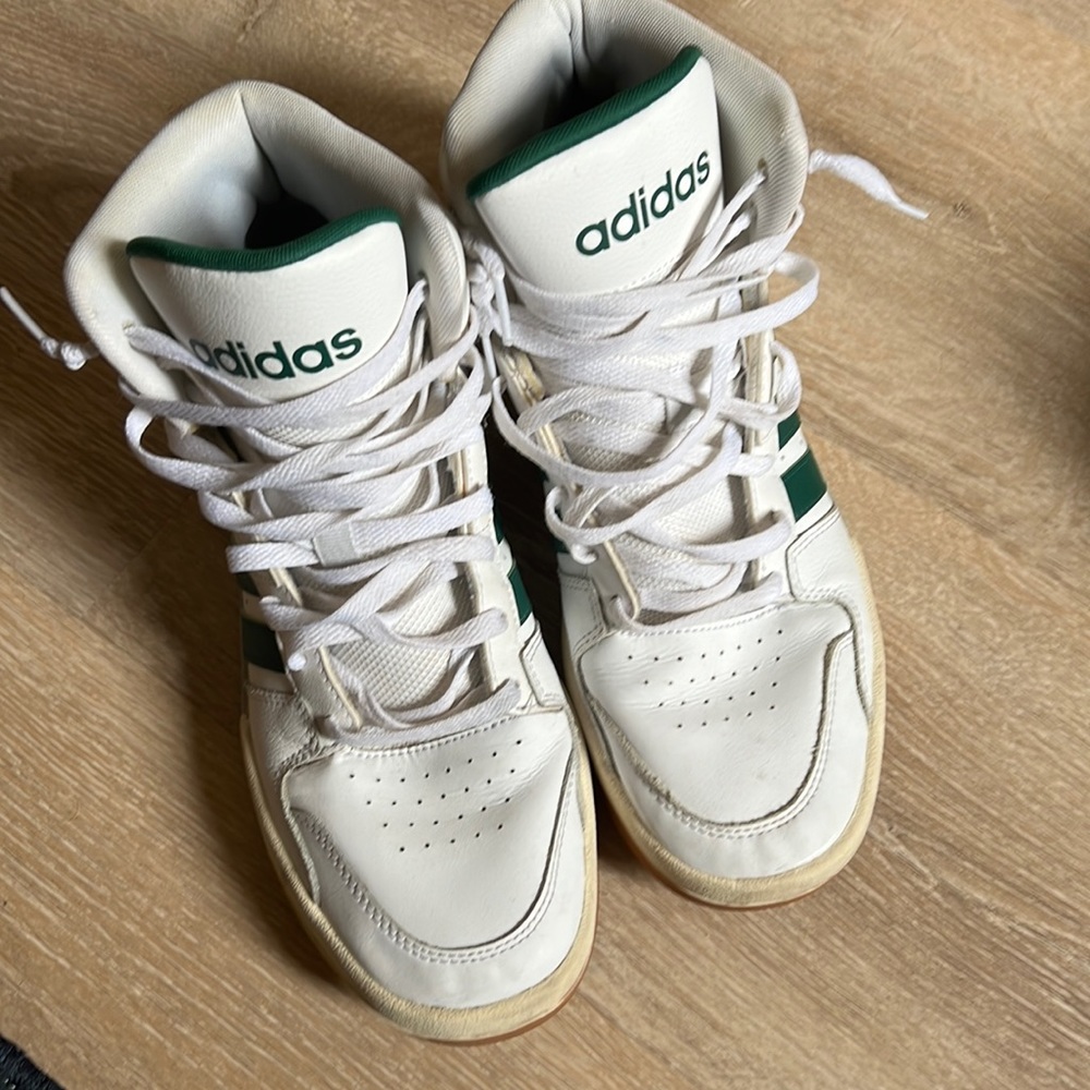 Adidas High Top 10.5 Excellent Condition